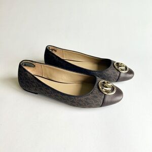 Michael Kors Brown Tan Signature Logo Leather Cap Toe Flats size 8